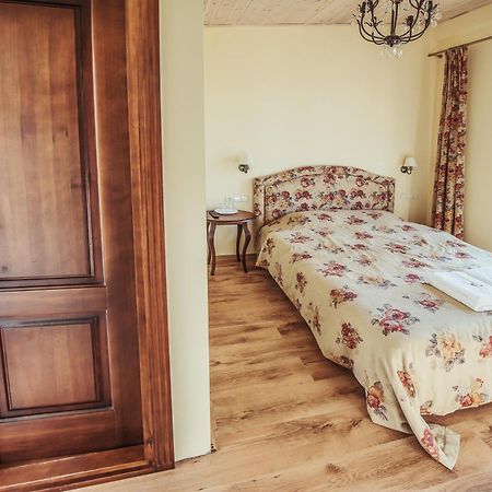 Pusu Takas Hotel Andrioniskis Phòng bức ảnh